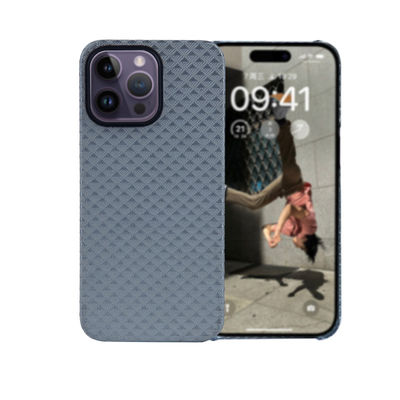 Funda magnética para teléfono de fibra de carbono aramida ultradelgada de 0,8 mm y 16 g resistente a la suciedad para la serie iPhone 16