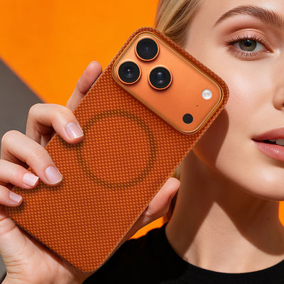 Funda Premium de Fibra de Carbono Aramidica para Móvil con Marco Metálico para iPhone 17 Pro Max