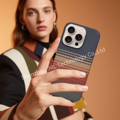 Capa de móvil de fibra de carbono de aramida super delgada para iPhone 17 Pro