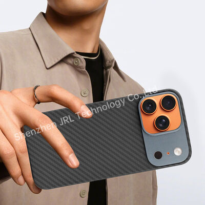Cubierta móvil de fibra de carbono de aramida ultra delgada para iPhone 17 Pro